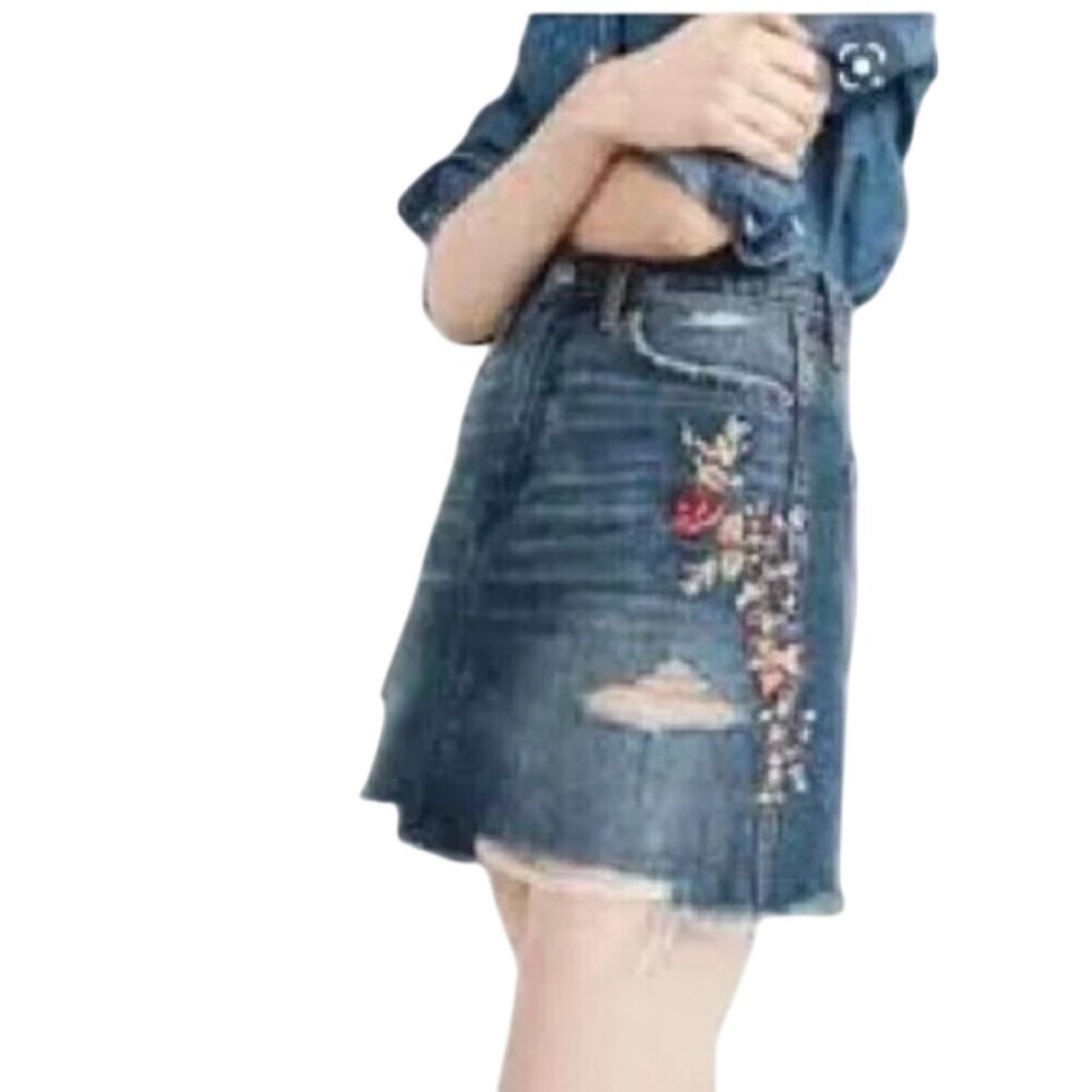 Abercrombie & Fitch Floral Embroidered Distressed Jean Skirt -‎ Size 31(=L)